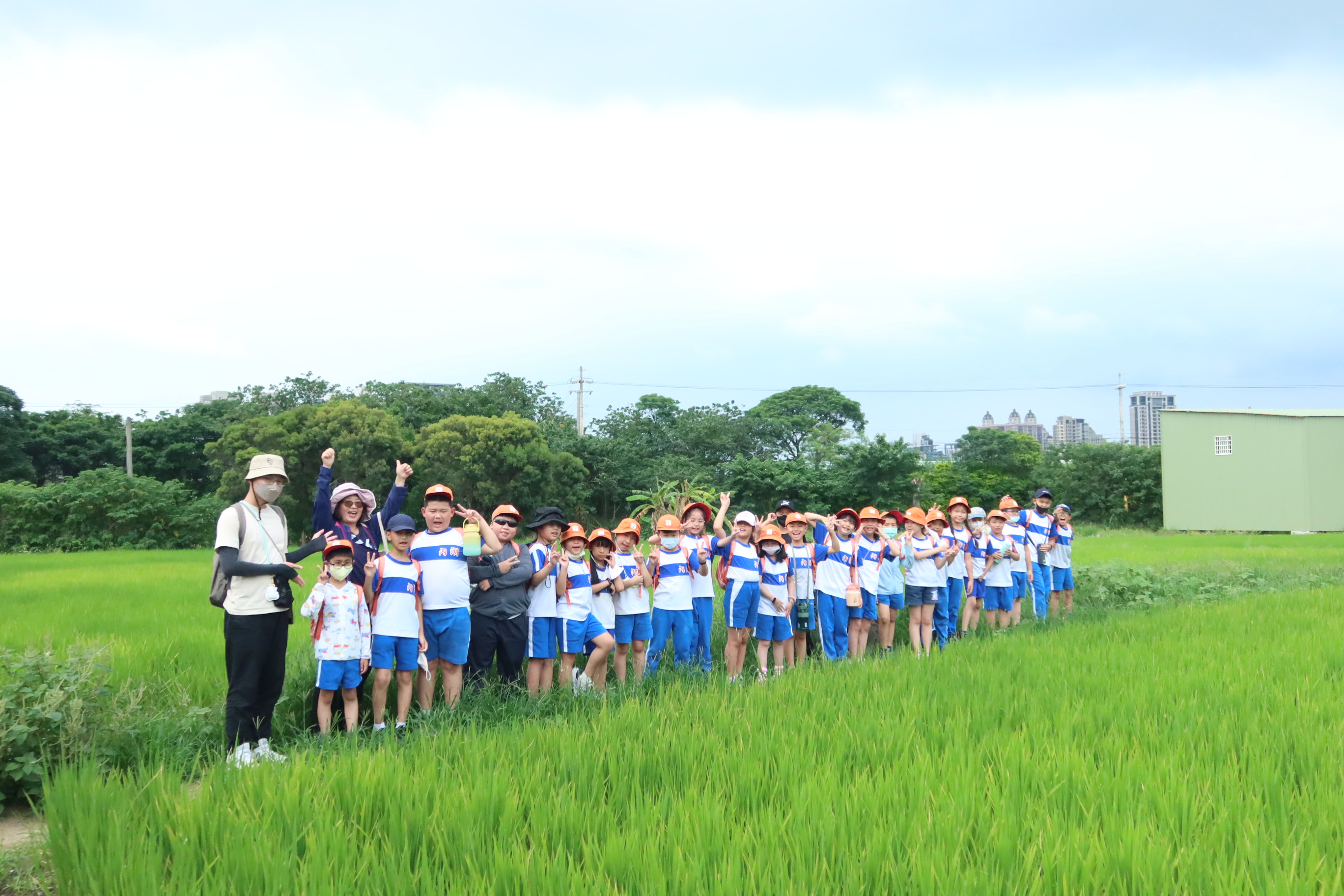 七堵國小參加兩廳院園丁計畫體驗。（基隆市文化局提供）