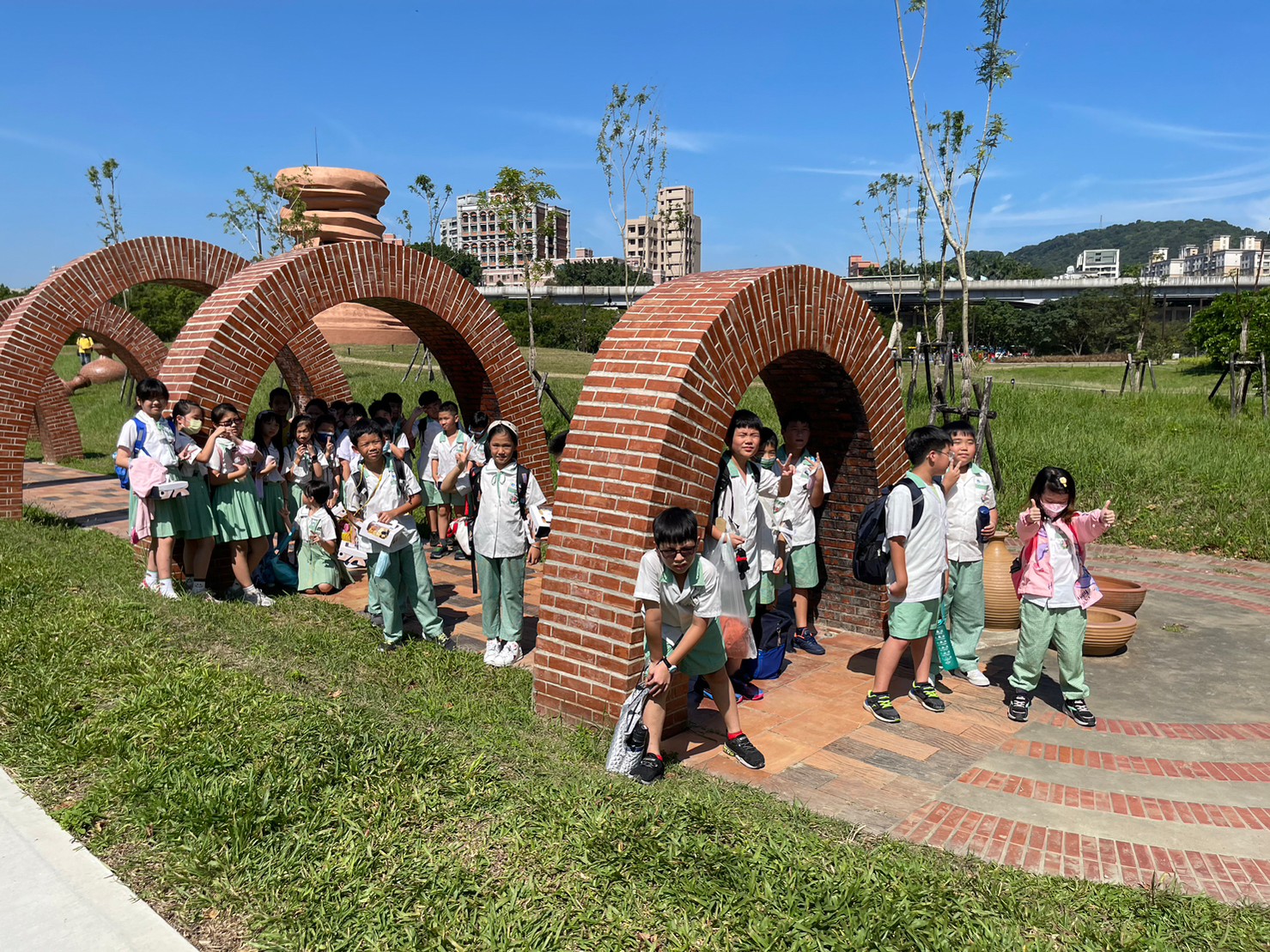 1121019鷺江國小-史博館+新北美術館體驗活動