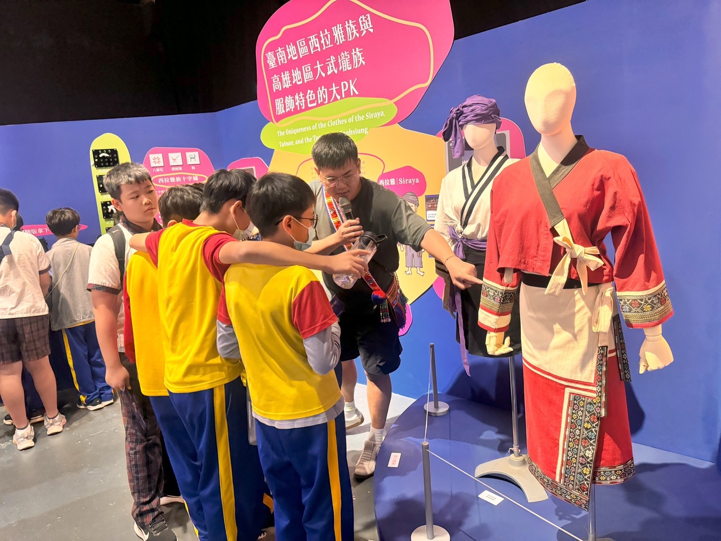 09_參觀新竹241藝術空間，動手做一幅屬於自己的展覽海報-1