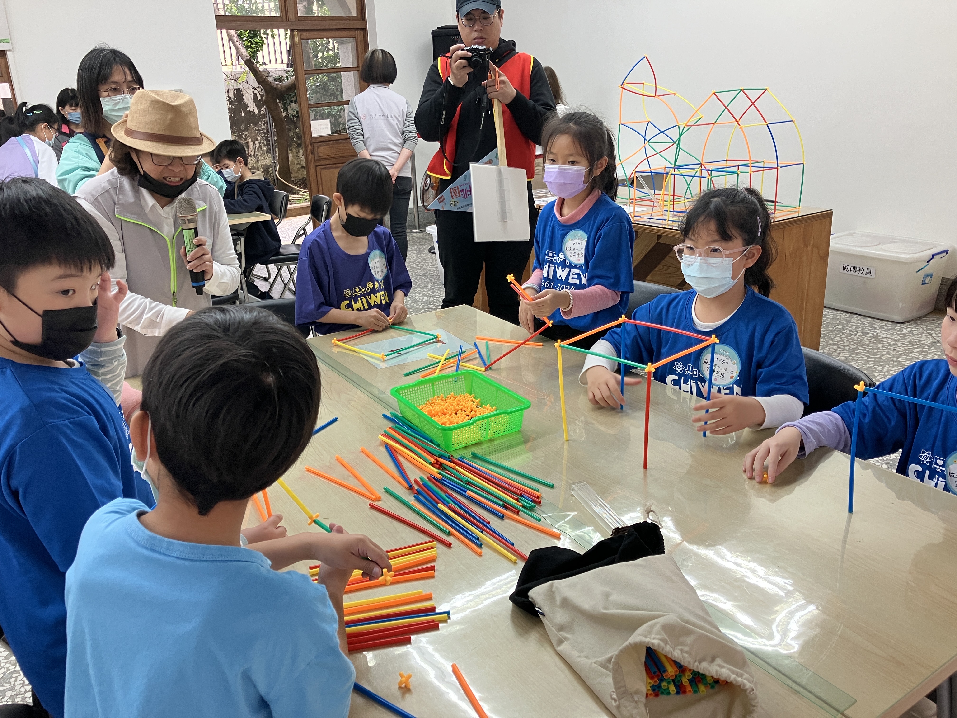 09_參觀新竹241藝術空間,動手做一幅屬於自己的展覽海報-1