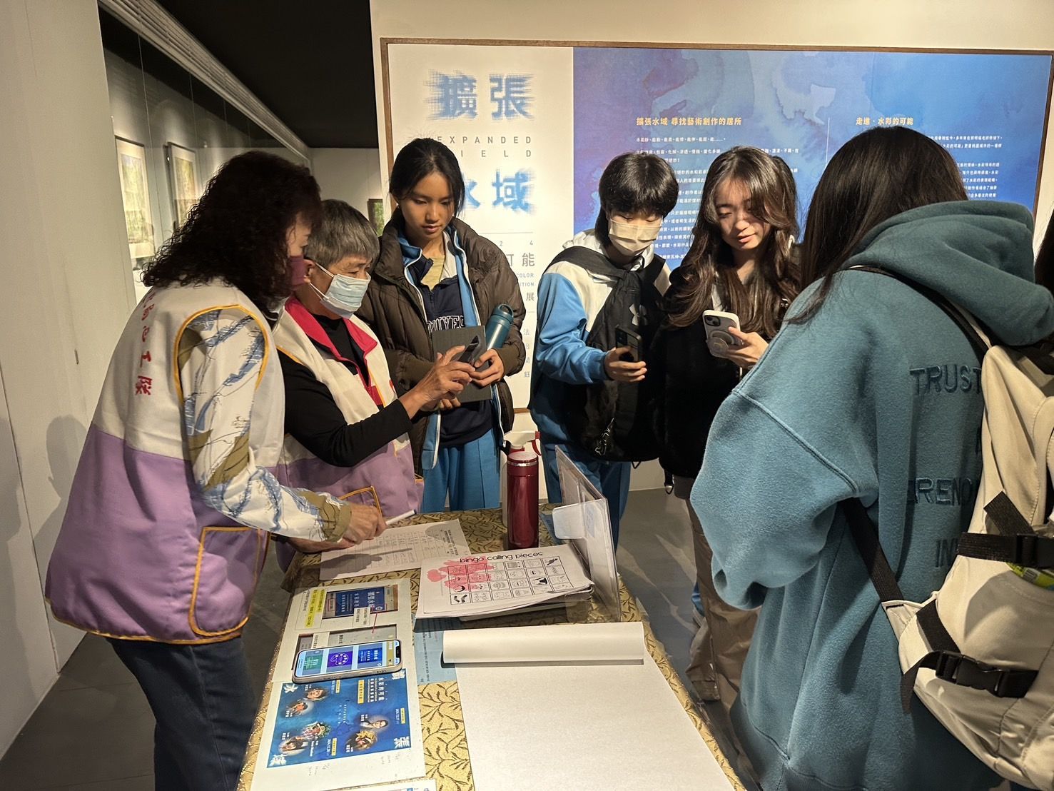 07_參觀新竹241藝術空間當期特展的大合影