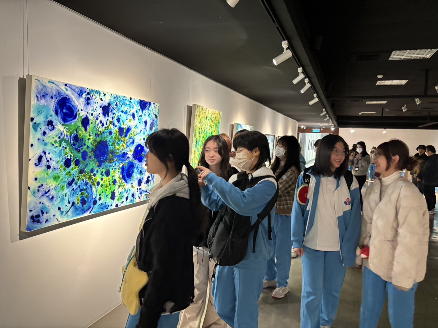 09_參觀新竹241藝術空間，動手做一幅屬於自己的展覽海報-1