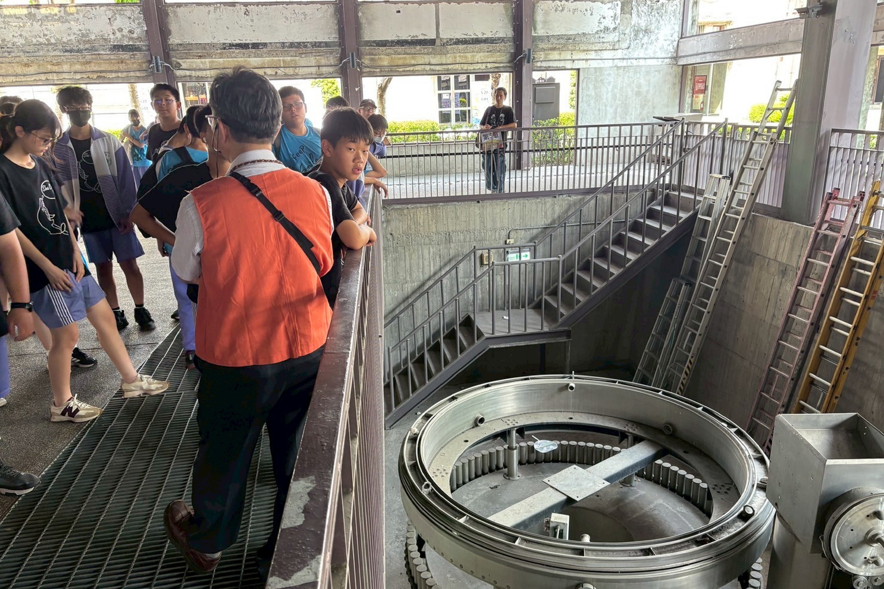 09_參觀新竹241藝術空間，動手做一幅屬於自己的展覽海報-1