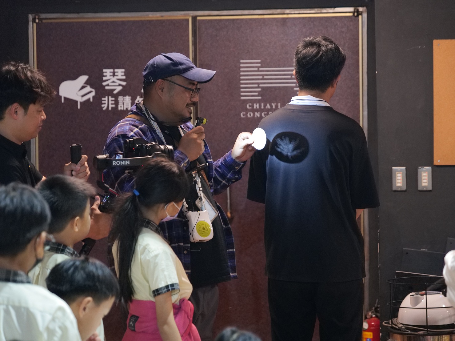 07_參觀新竹241藝術空間當期特展的大合影