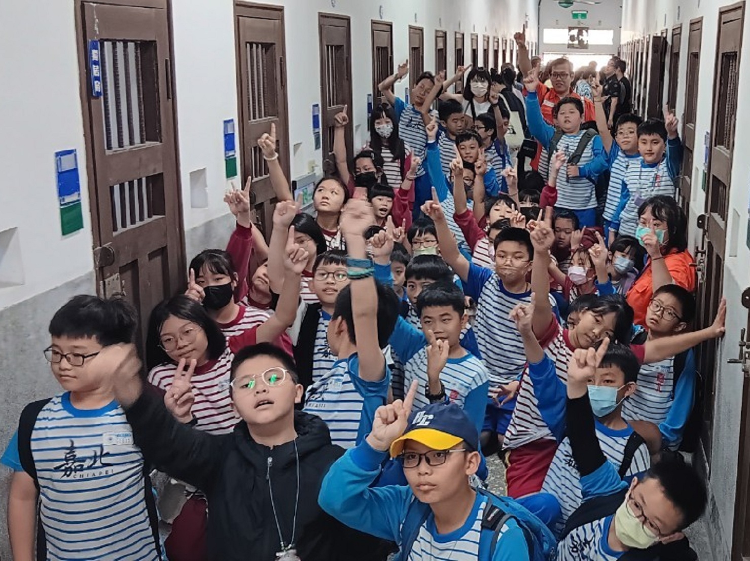 09_參觀新竹241藝術空間，動手做一幅屬於自己的展覽海報-1