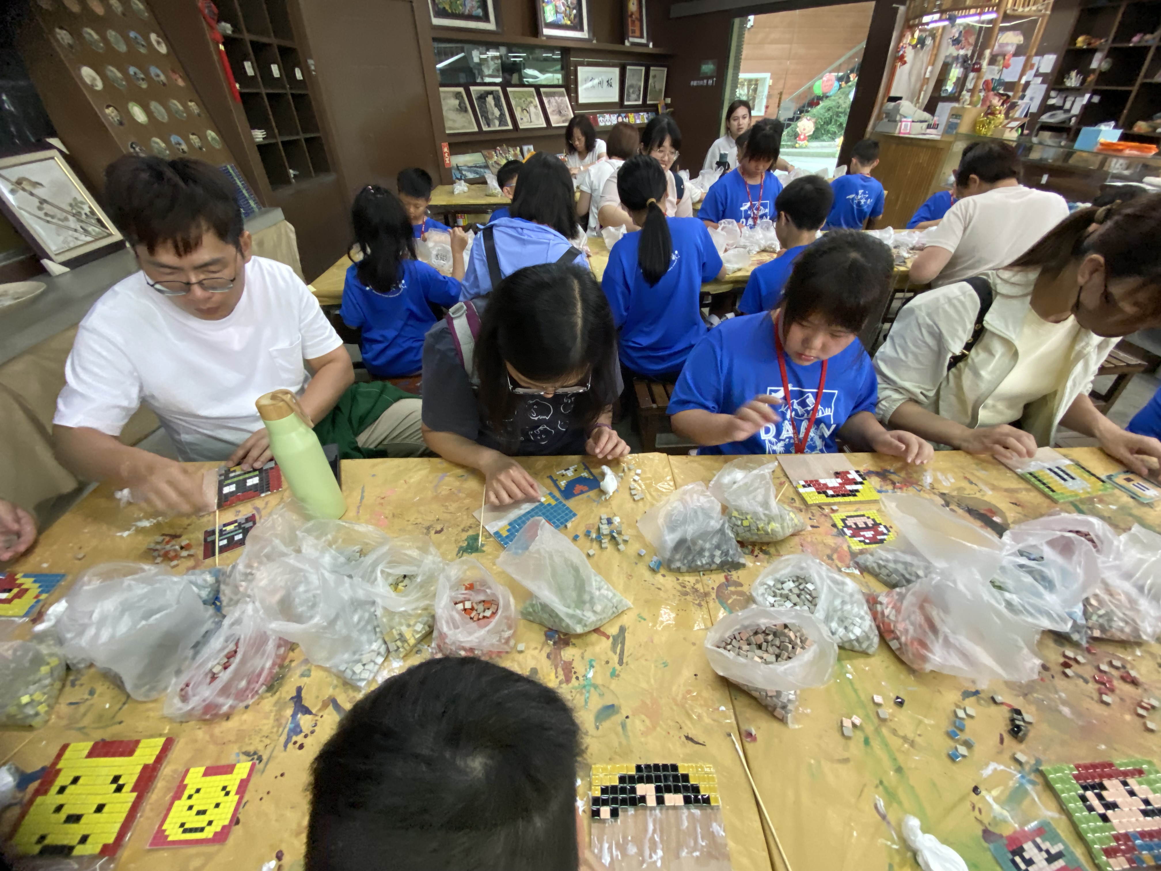 09_參觀新竹241藝術空間，動手做一幅屬於自己的展覽海報-1