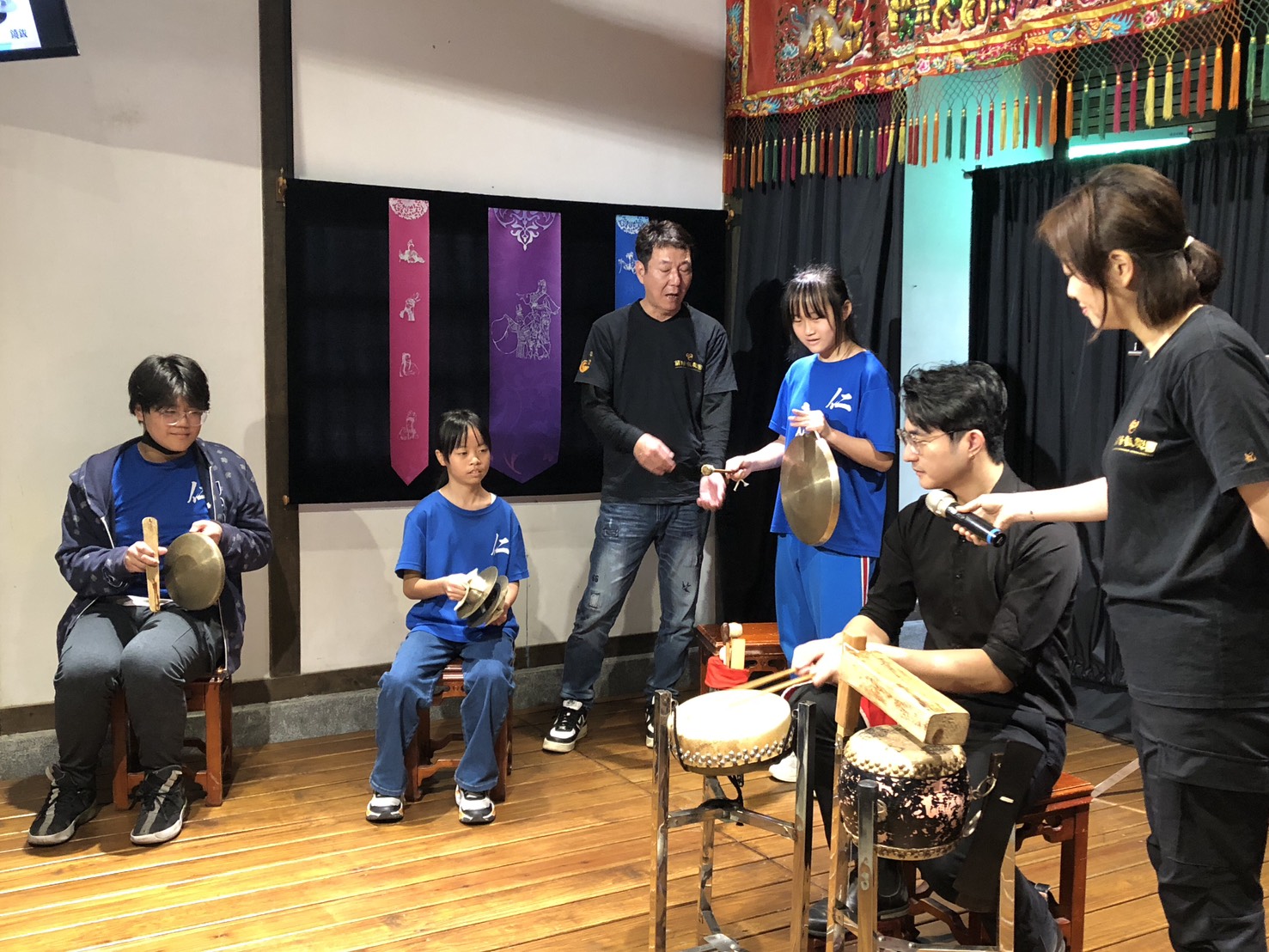 09_參觀新竹241藝術空間，動手做一幅屬於自己的展覽海報-1