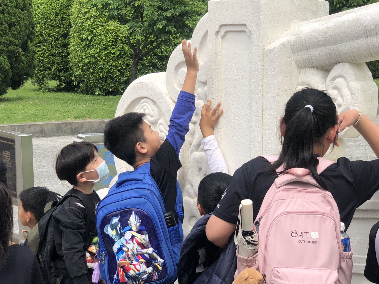 07_參觀新竹241藝術空間當期特展的大合影