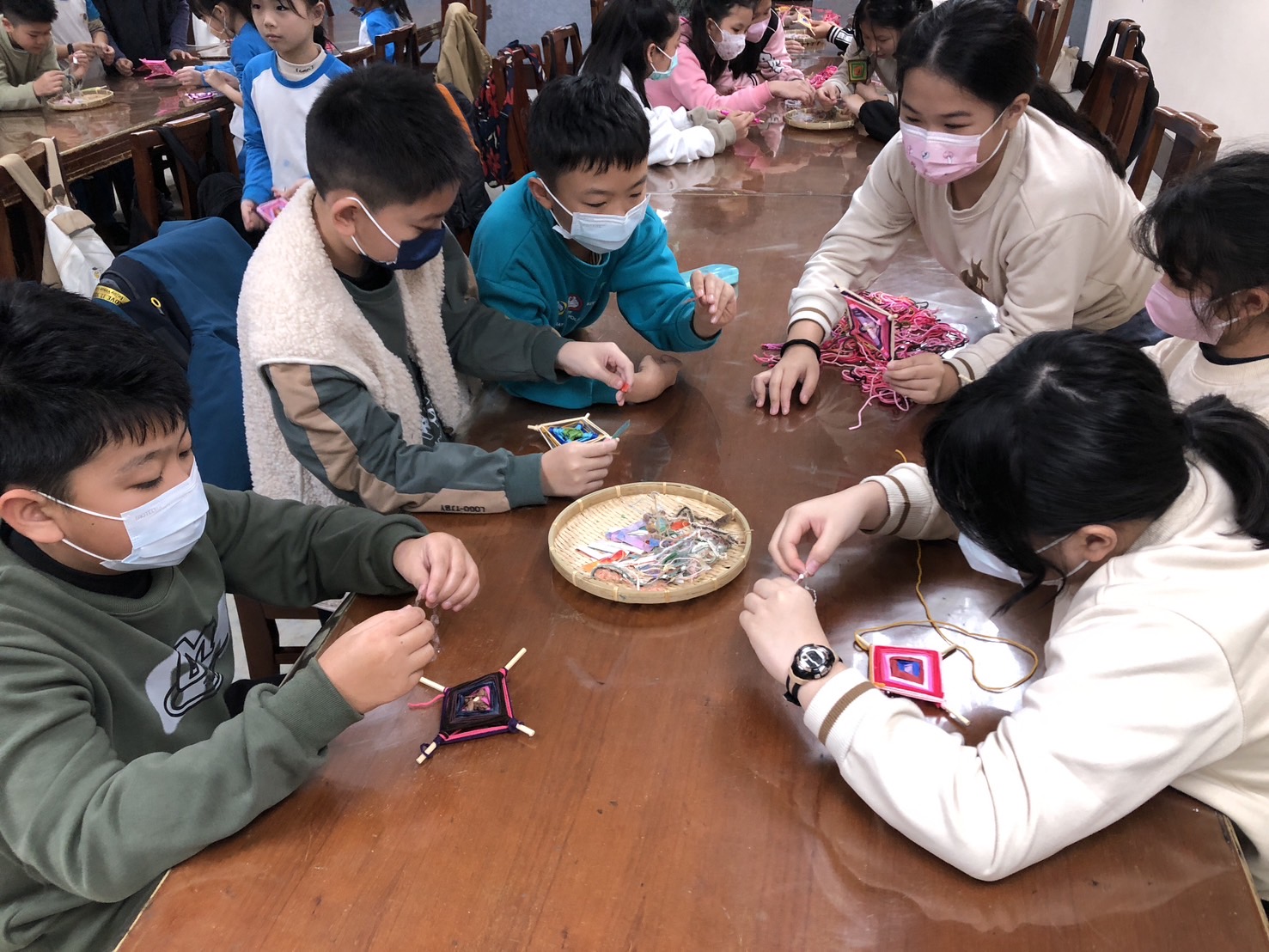 09_參觀新竹241藝術空間，動手做一幅屬於自己的展覽海報-1