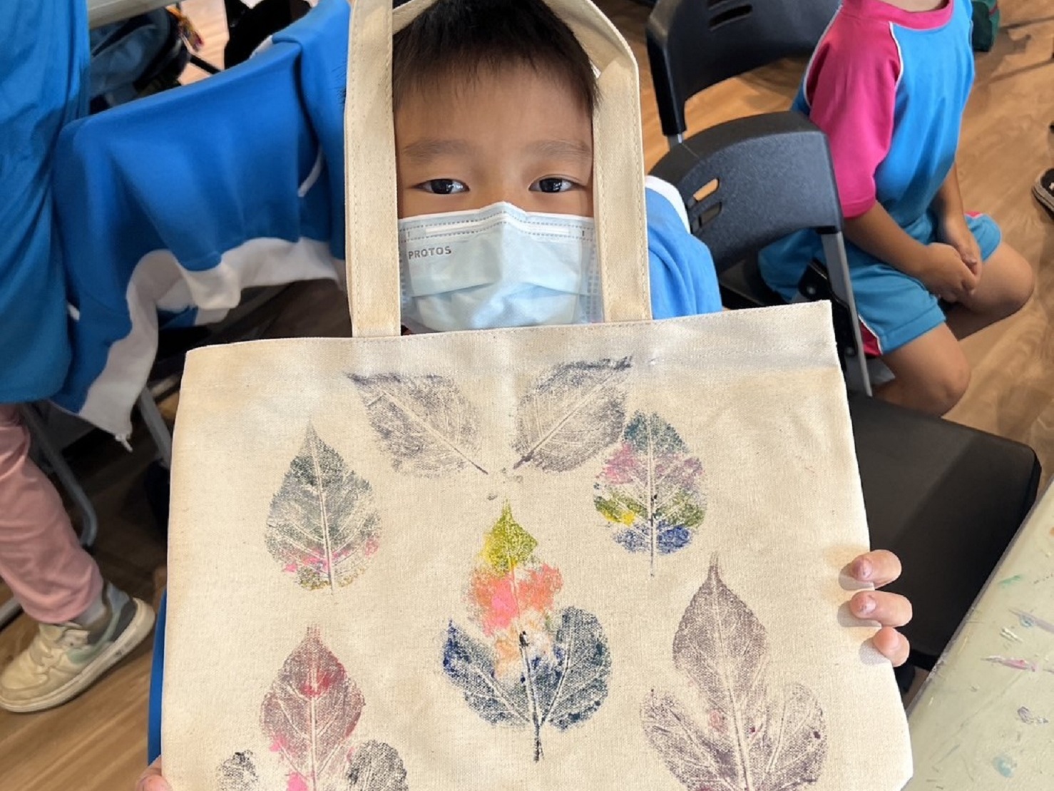07_參觀新竹241藝術空間當期特展的大合影
