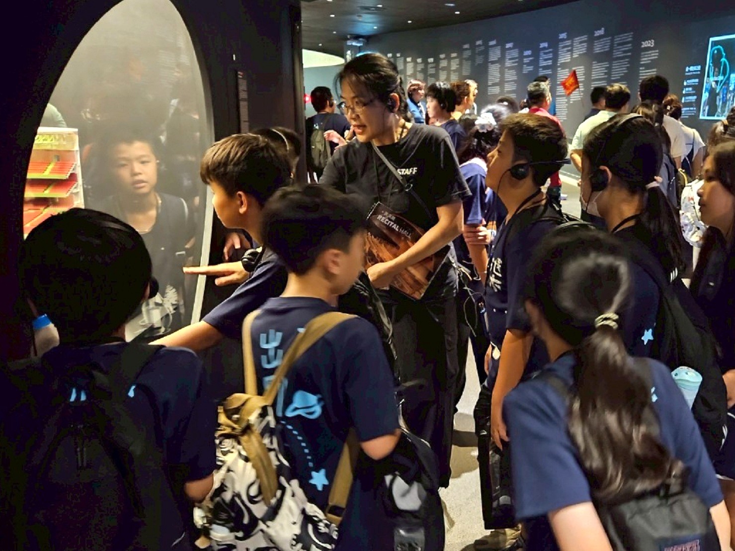 07_參觀新竹241藝術空間當期特展的大合影
